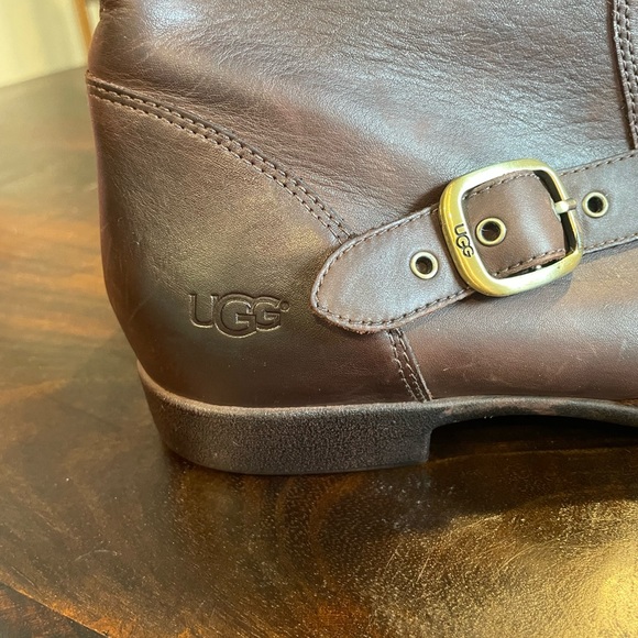 UGG LEATHER BOOTS, EUC, 8 - Picture 4 of 6